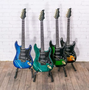 HUASHENG High Quality 39 Inch Electric Guitar Full Size Beginner’s Musical Instrument Kit With 25 Watt Amplifier